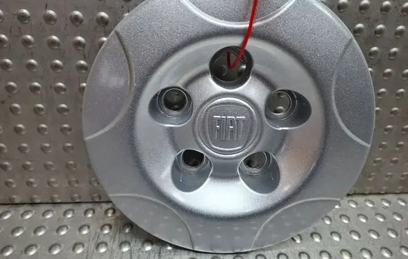 Fiat Doblo R15 wheel hub/cap/trim S26340052 51894540