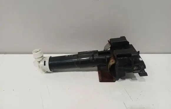 Toyota RAV 4 (XA40) Headlight washer spray nozzle 70227