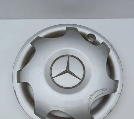 Mercedes-Benz C W203 R16 wheel hub/cap/trim A2034010324
