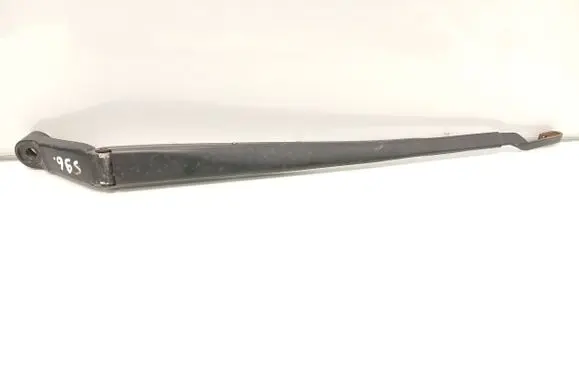 Toyota Auris 150 Front wiper blade arm 3451979