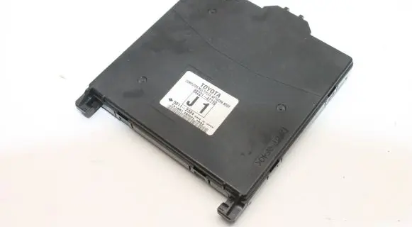 Toyota Prius (XW30) Other devices 8922147110