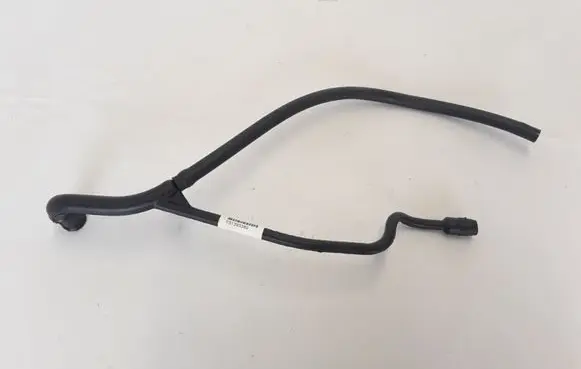 Volvo XC90 Engine coolant pipe/hose