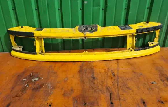 Iveco Daily 35.8 - 9 Radiator support slam panel 98438246