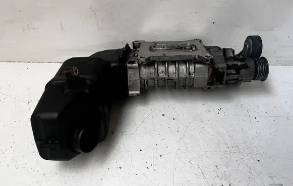 Volkswagen Golf VI Supercharger 03C145851E 325484 03C270