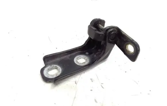 Cadillac CTS Rear door lower hinge A048445