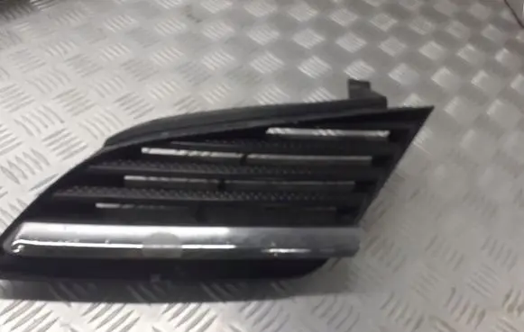 Nissan Primera Front bumper lower grill 62330AU300