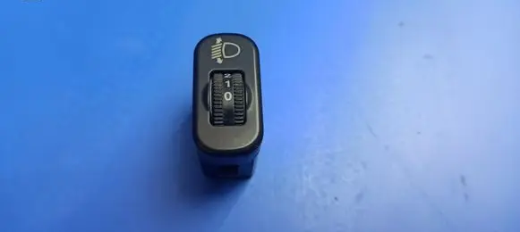 Mercedes-Benz Sprinter W901 W902 W903 W904 Headlight level height control switch 0005444831
