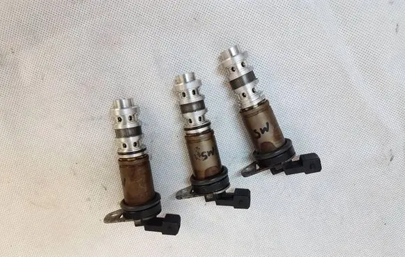 BMW 7 F01 F02 F03 F04 Turbo solenoid valve 7610060ORI 7610060