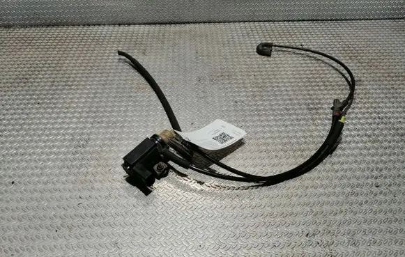 Volkswagen Crafter Turbo solenoid valve 1K0906627A