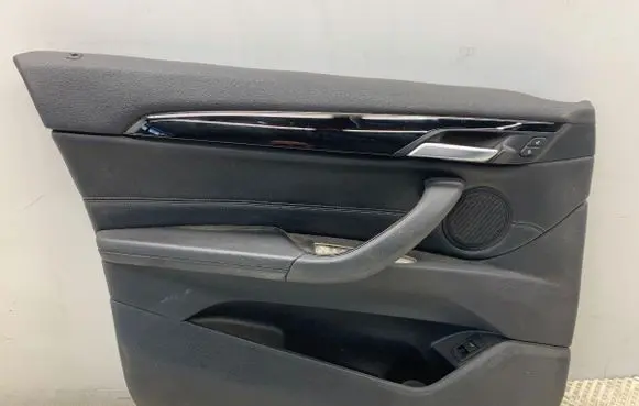 BMW X1 F48 F49 Front door card panel trim 