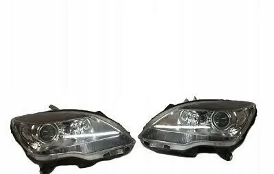 Mercedes-Benz R W251 Headlights/headlamps set 
