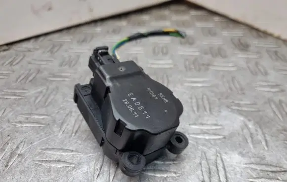 Citroen DS3 Air flap motor/actuator EAD511