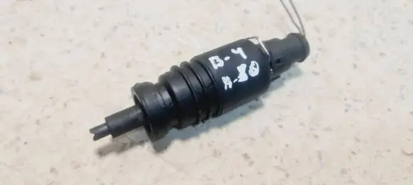 Audi 80 90 S2 B4 Windscreen/windshield washer pump
