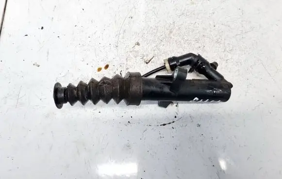 Peugeot 508 Clutch master cylinder 9685782680