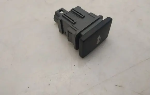 Lexus IS III XE30 Tailgate/boot open switch button 15A998