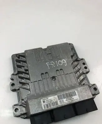 Peugeot 207 Engine control unit/module 9676760880