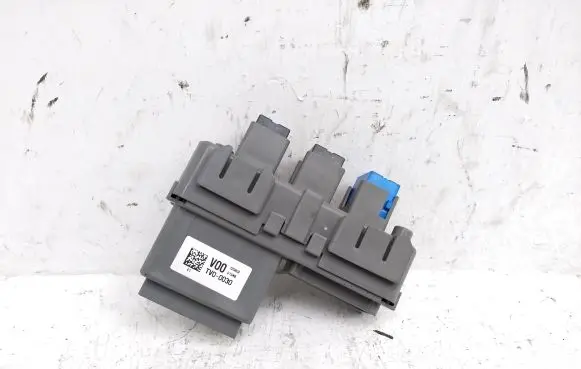 Honda CR-V Fuse module TV00030 12080201SM8