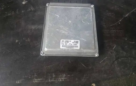 Jaguar X-Type Engine control unit/module 7X4312A650AA