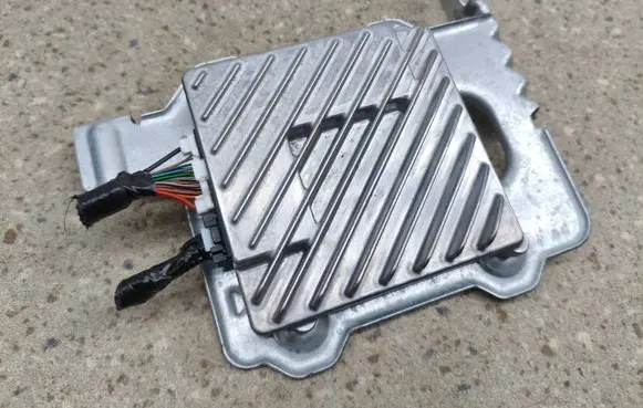 Chrysler Pacifica Sound amplifier P68440556AB 36670J