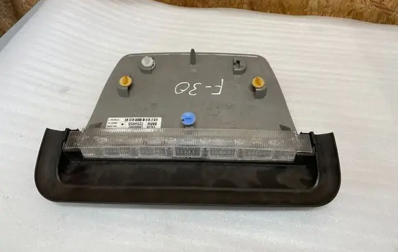 BMW 3 F30 F35 F31 Third/center stoplight 7259855