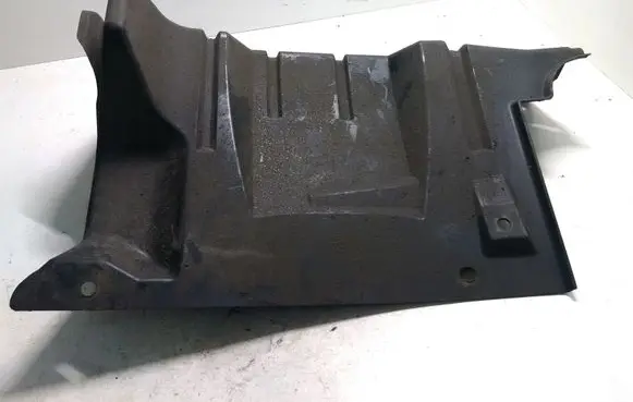 Engine splash shield/under tray