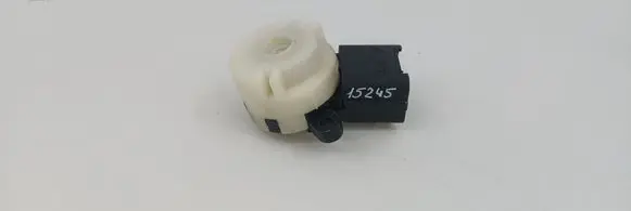 Toyota Avensis T250 Ignition lock contact VALEO