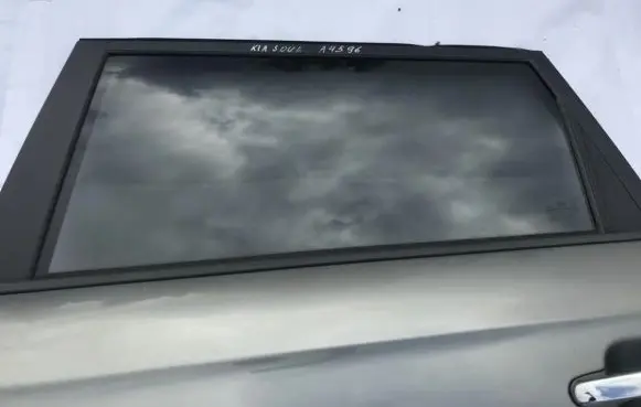 KIA Soul Rear door window glass