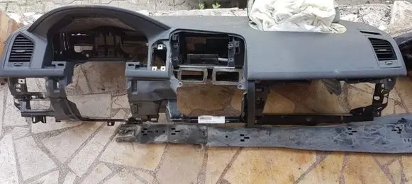 Volvo XC60 Dashboard brak