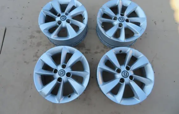 Opel Corsa D R15 alloy rim 