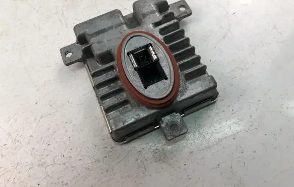 BMW 7 F01 F02 F03 F04 Light module LCM 7237647