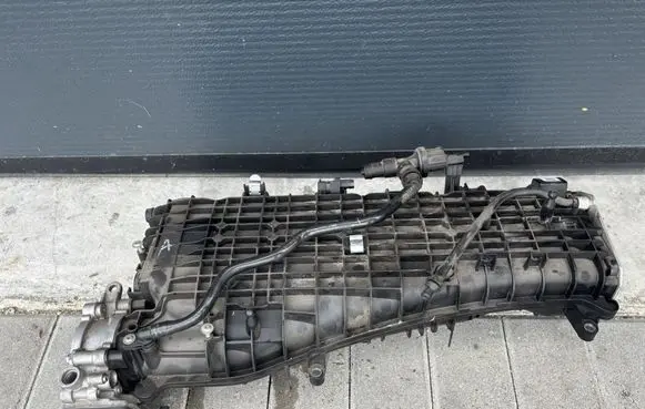 BMW 4 F32 F33 Intake manifold 8603913