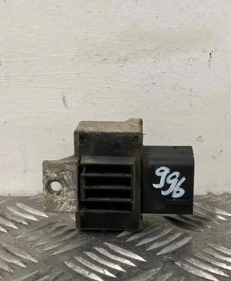 Renault Scenic II - Grand scenic II Glow plug pre-heat relay