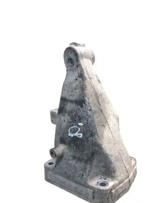 Mercedes-Benz Vito Viano W639 Engine mounting bracket A6462230804