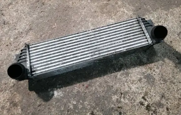 BMW 5 F10 F11 Intercooler radiator 7805629 17517805629