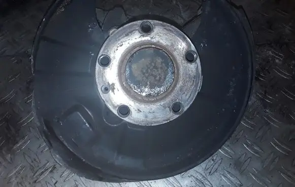 Audi A4 S4 B7 8E 8H Rear wheel hub