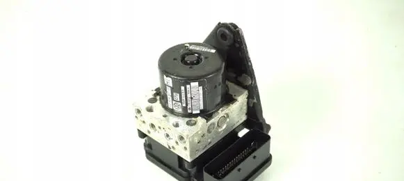 Volkswagen Golf VI ABS Pump 1K0614517CD 1K0907379AS