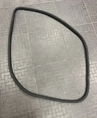 Jeep Grand Cherokee Front door rubber seal 