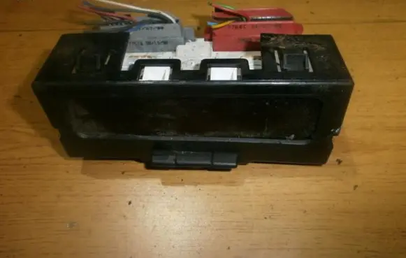 Renault Clio II Screen/display/small screen 216487557a1