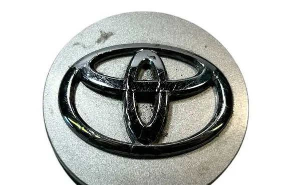 Toyota Sienna XL30 III Original wheel cap 2994G
