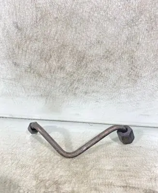 Hyundai Santa Fe Fuel injector supply line/pipe 