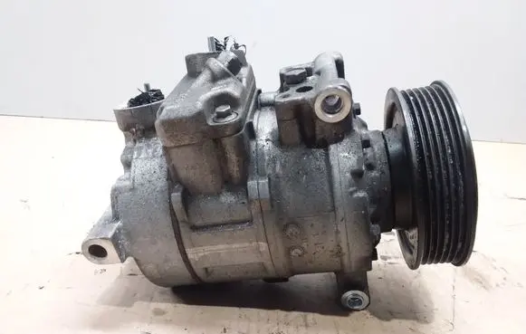 Volkswagen PASSAT B7 Air conditioning (A/C) compressor (pump) 1K0820859T