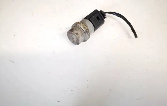 Volkswagen Golf IV Coolant temperature sensor 1j0959625