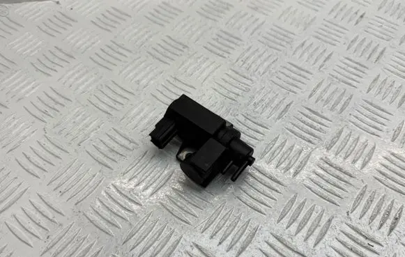 Toyota Avensis T250 Turbo solenoid valve 258190R011 70051308