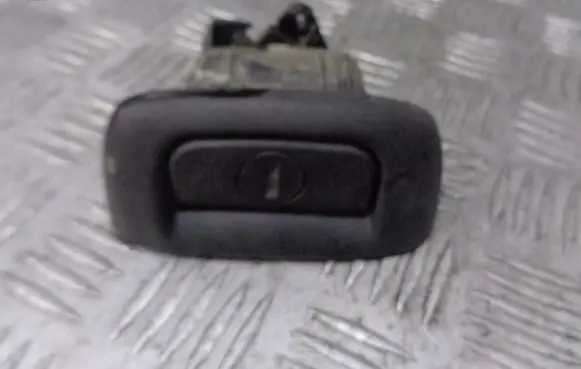 Renault Thalia I Tailgate opening switch 
