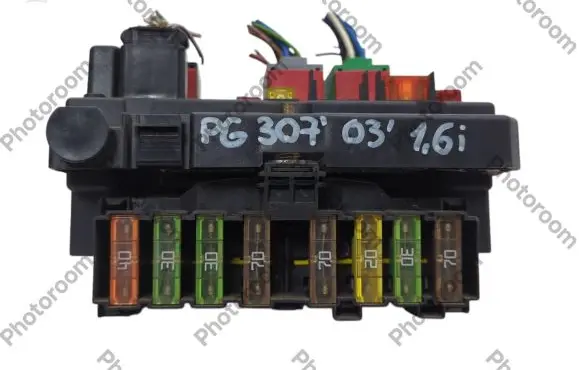 Peugeot 307 Fuse module 9646405180 22787110