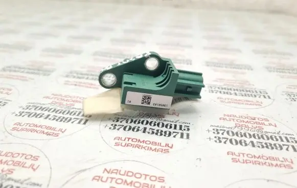Volkswagen PASSAT B6 Airbag deployment crash/impact sensor 3C0909606