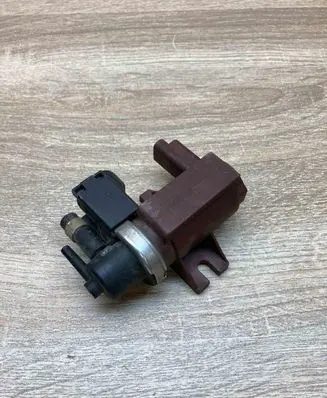 Peugeot 407 Turbo solenoid valve 9654282880 70061200 Used