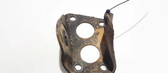 Volkswagen Golf IV Bracket in trunk/boot 