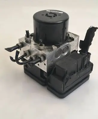 Volvo V70 ABS Pump 30681619 10092604053 10061336881