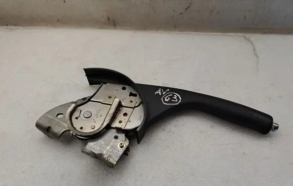 Toyota Avensis T250 Hand brake release handle 4620102131B0